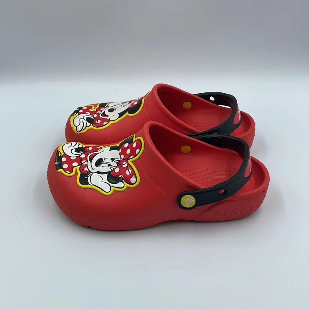 Crocs Disney Minnie Mouse‎ Clogs Kids Sz J2
